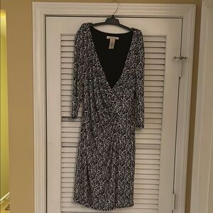 Elegant Black and White Patterned Dress